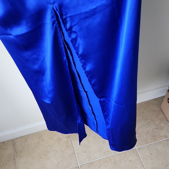 Forever 21 Royal Blue Maxi Slip Sheath Dress Cami Straps High Slit Sz L NWT - Picture 7 of 16
